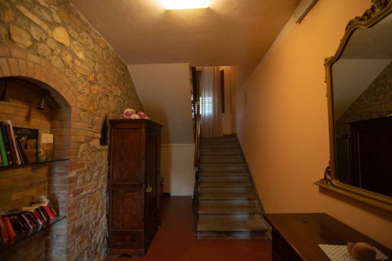 Agriturismo Raccianello San Gimignano Exterior photo